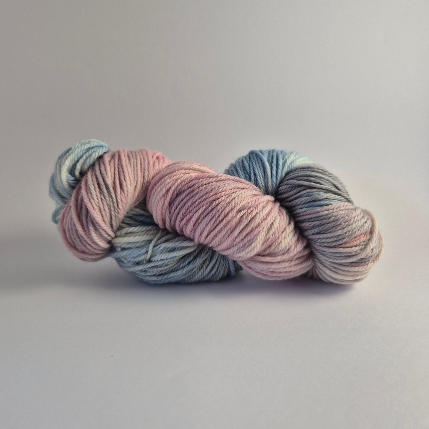 Bourke’s Parrot – Hand Dyed 100% Merino Yarn (8ply DK, 100g Skein)
