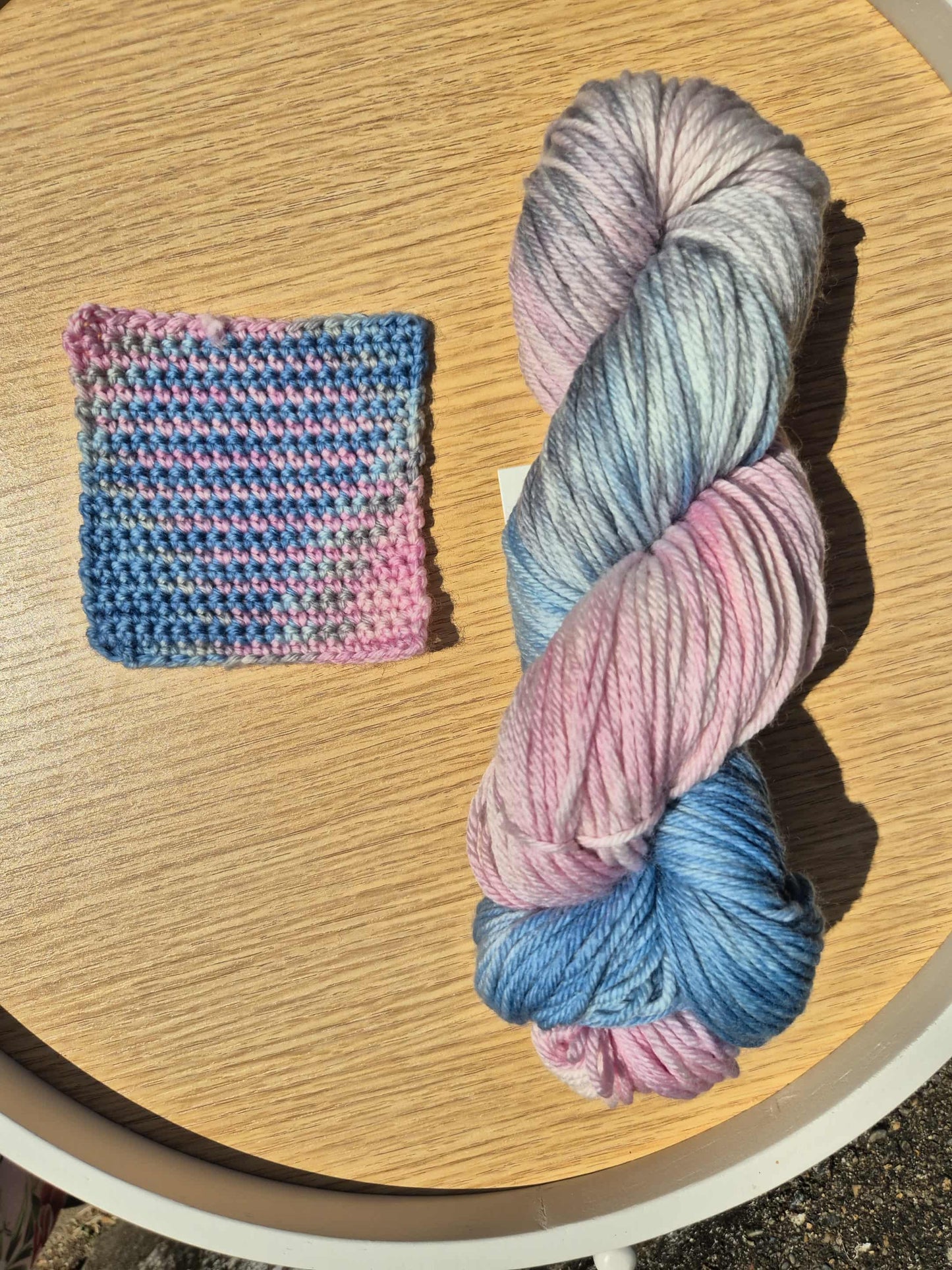 Bourke’s Parrot – Hand Dyed 100% Merino Yarn (8ply DK, 100g Skein)