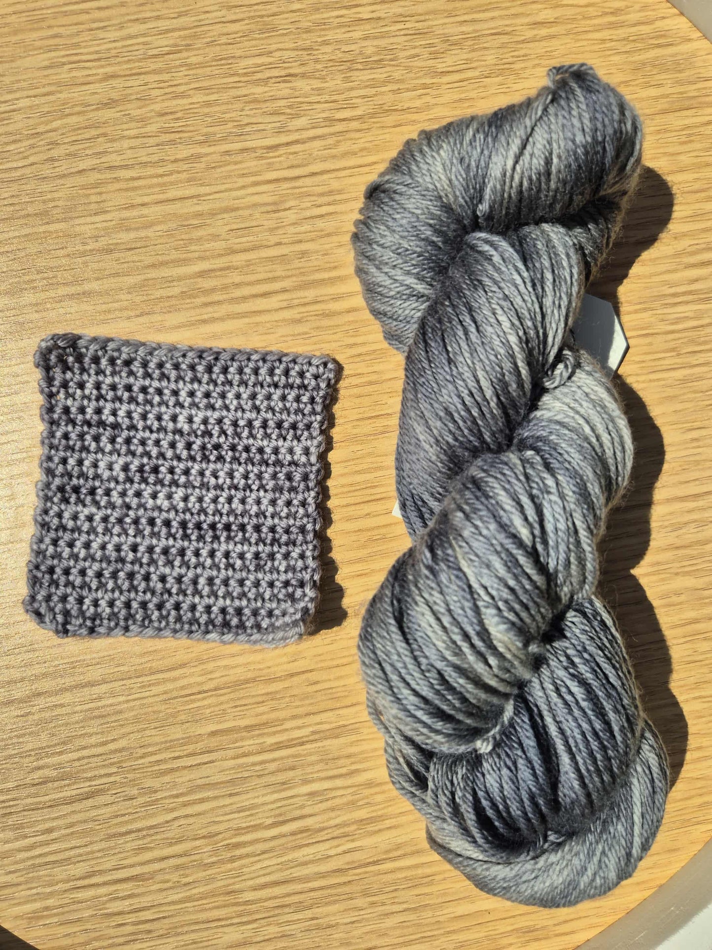 Charcoal – Hand Dyed 100% Merino Yarn (8ply DK, 100g Skein)
