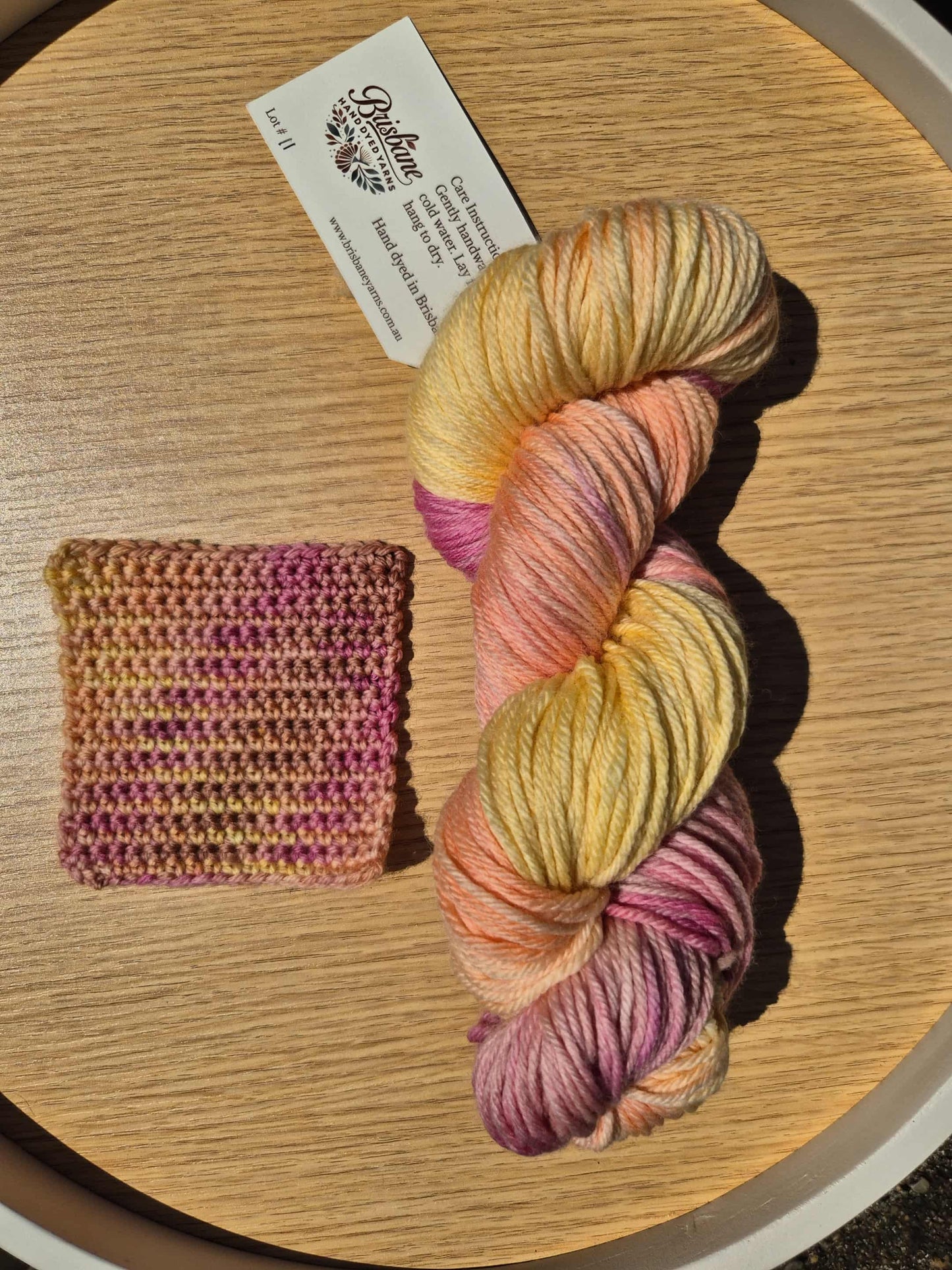 Mango Tango – Hand Dyed 100% Merino Yarn (8ply DK, 100g Skein)