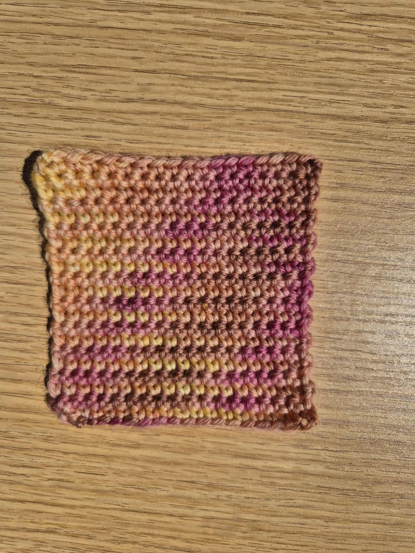 Mango Tango – Hand Dyed 100% Merino Yarn (8ply DK, 100g Skein)