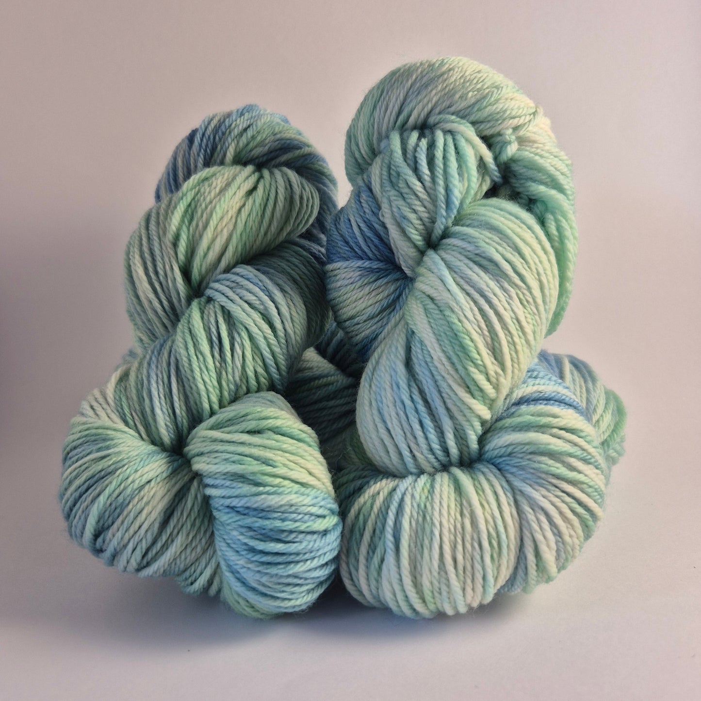 Sea Foam – Hand Dyed 100% Merino Yarn (8ply DK, 100g Skein)