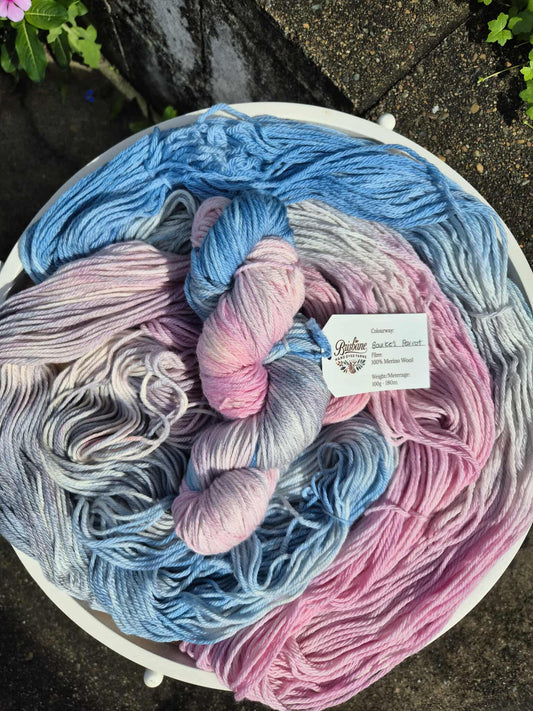 Bourke’s Parrot – Hand Dyed 100% Merino Yarn (8ply DK, 100g Skein)