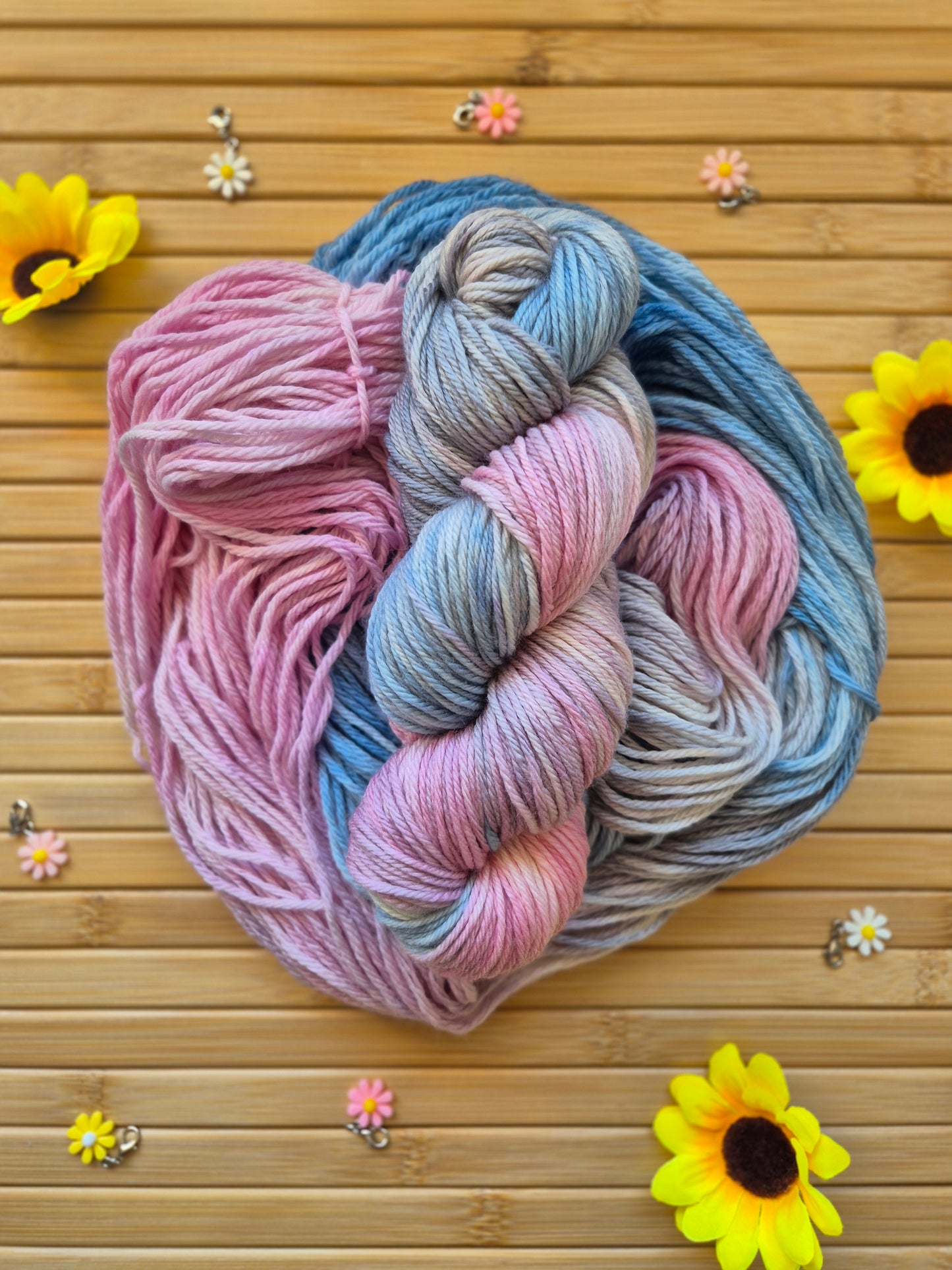 Bourke’s Parrot – Hand Dyed 100% Merino Wool | 8ply & 4ply Available